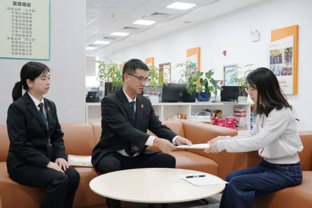 法官向某銀行出具企業涉訴信息說明函